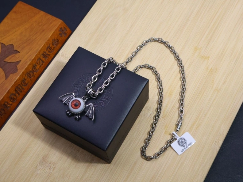 Classic Chrxmx Hxxrts Necklaces 297662