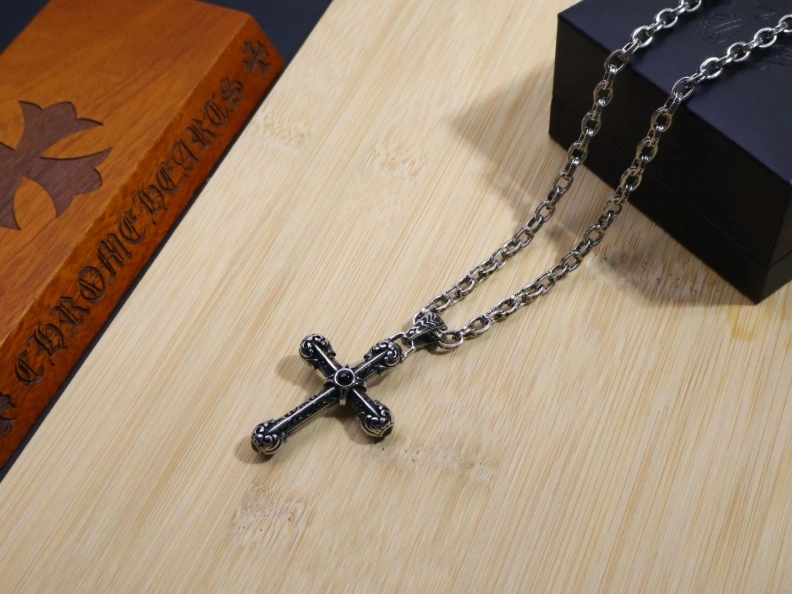 Chrxmx Hxxrts Necklaces Functional 297667