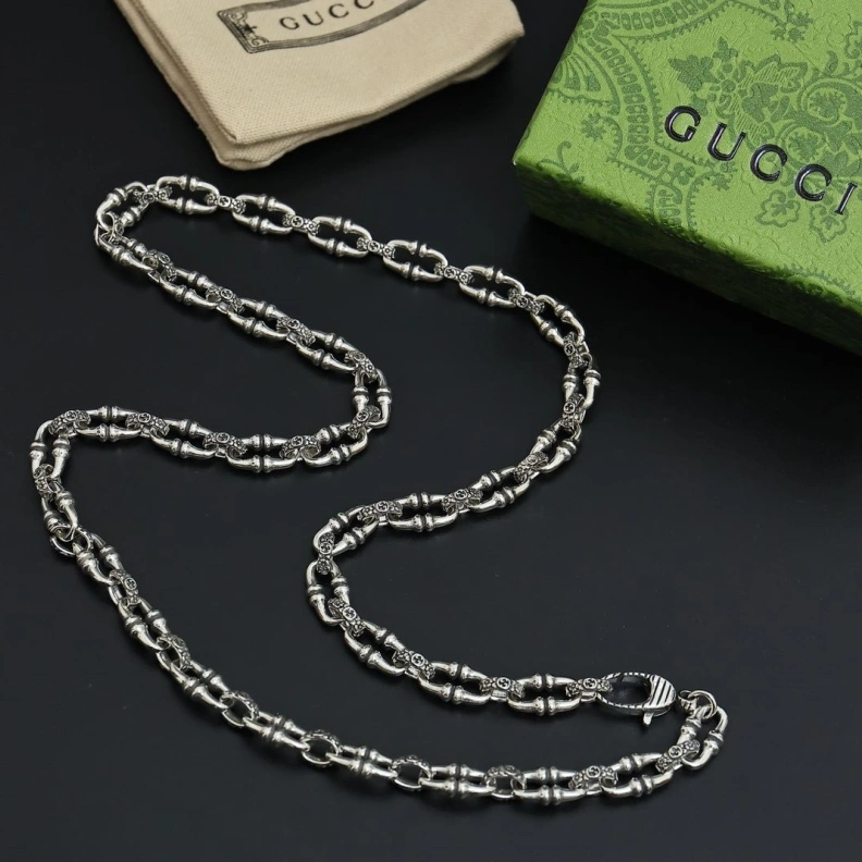 Resilient Gxccx Necklaces 303011