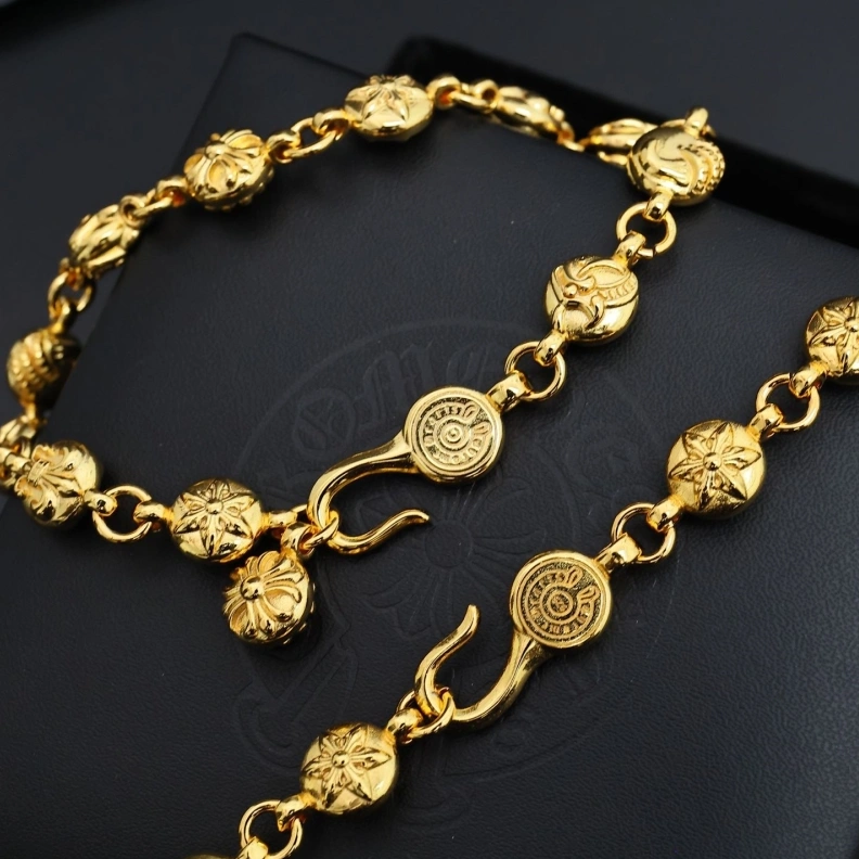 Lightweight Chrxmx Hxxrts Necklaces 297648