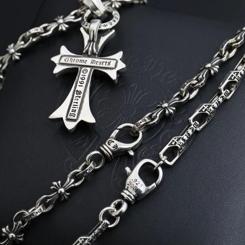 Refined Chrxmx Hxxrts Necklaces 297650