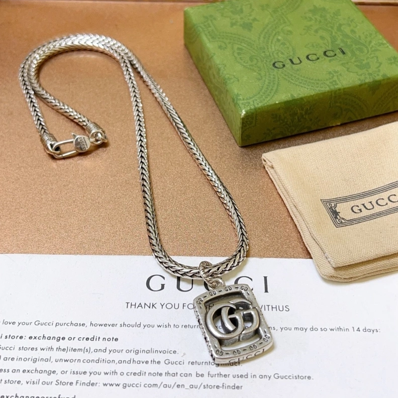 Efficient Gxccx Necklaces 303007