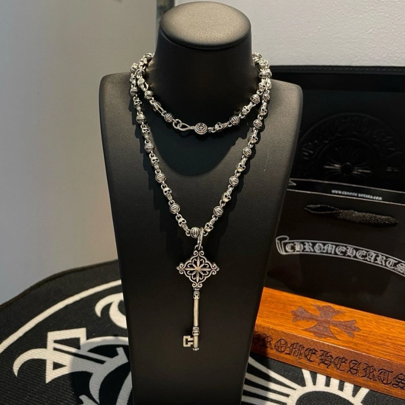 Bold Chrxmx Hxxrts Necklaces 297659