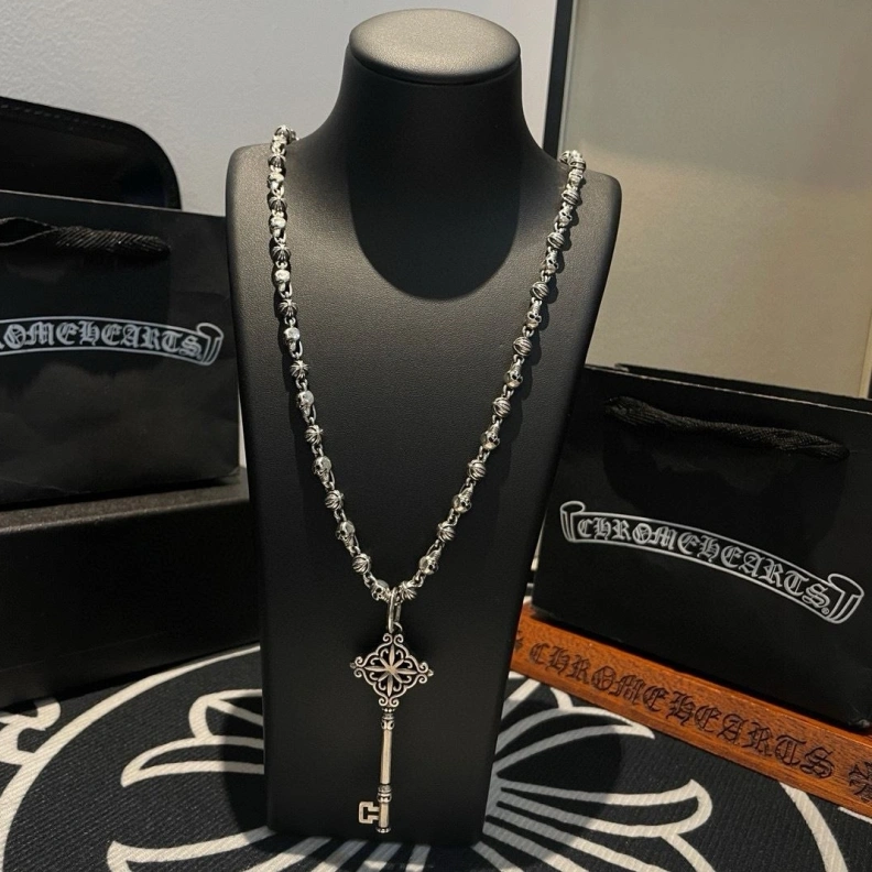 Bold Chrxmx Hxxrts Necklaces 297659