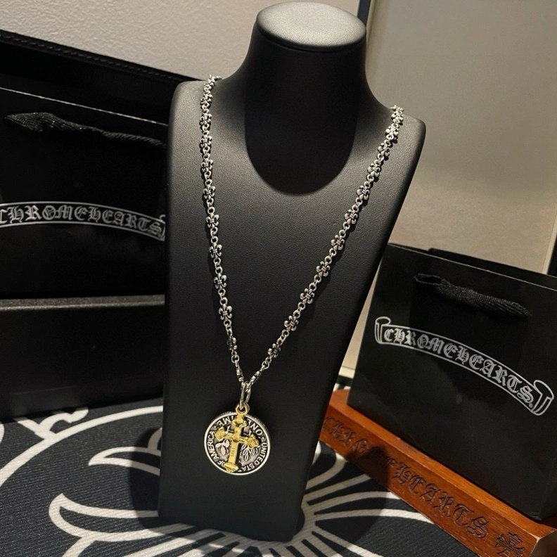 Sophisticated Chrxmx Hxxrts Necklaces 297644