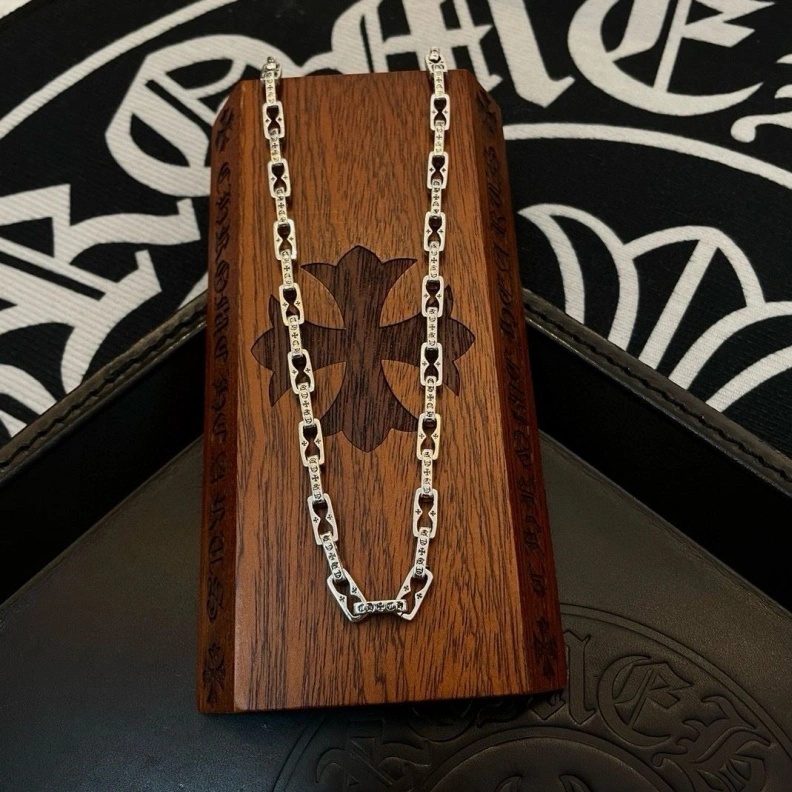 SportInspired Chrxmx Hxxrts Necklaces 297640
