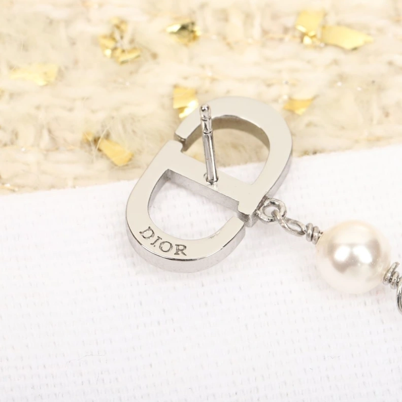 Classic LX Earrings 309391