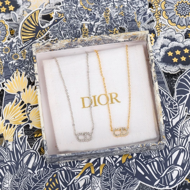Versatile Christian Dxxr Necklaces 294341