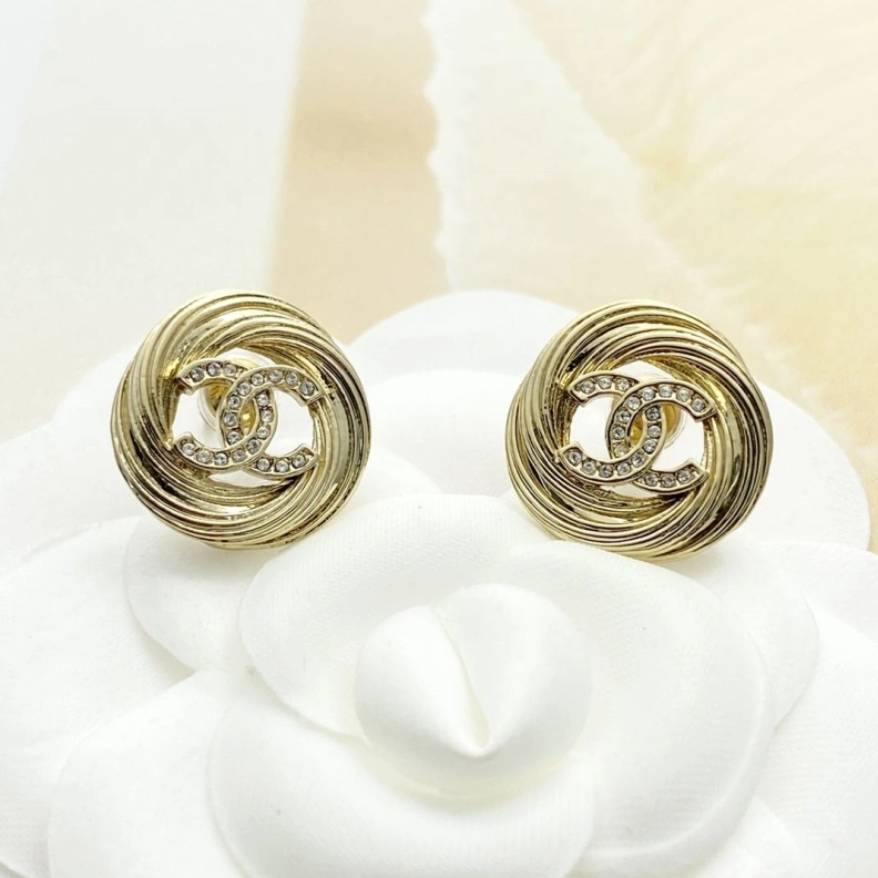 Comfortable Chxnxl Earrings 287059