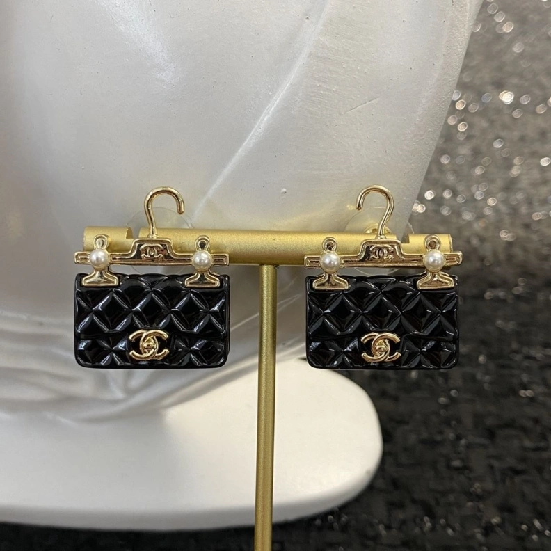 Fashionable Chxnxl Earrings 287055