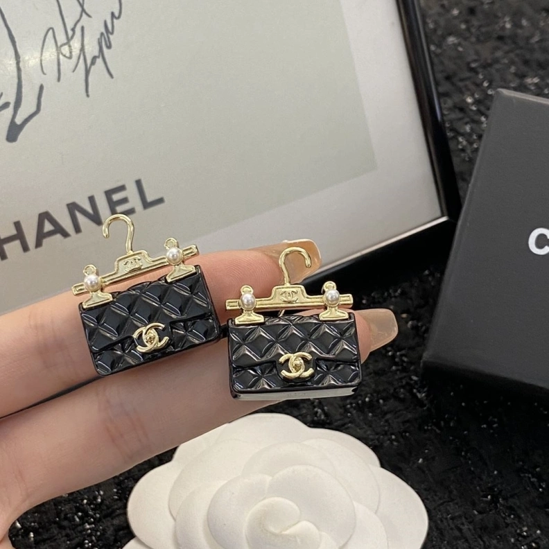 Fashionable Chxnxl Earrings 287055