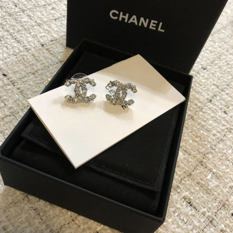 Chxnxl Earrings Functional 287057
