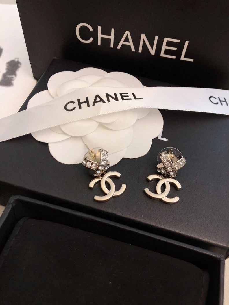 Elegant Chxnxl Earrings 287056