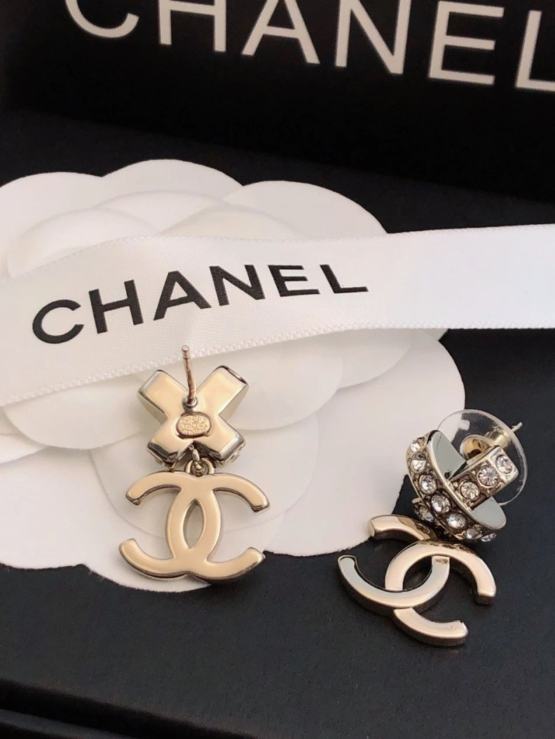 Elegant Chxnxl Earrings 287056