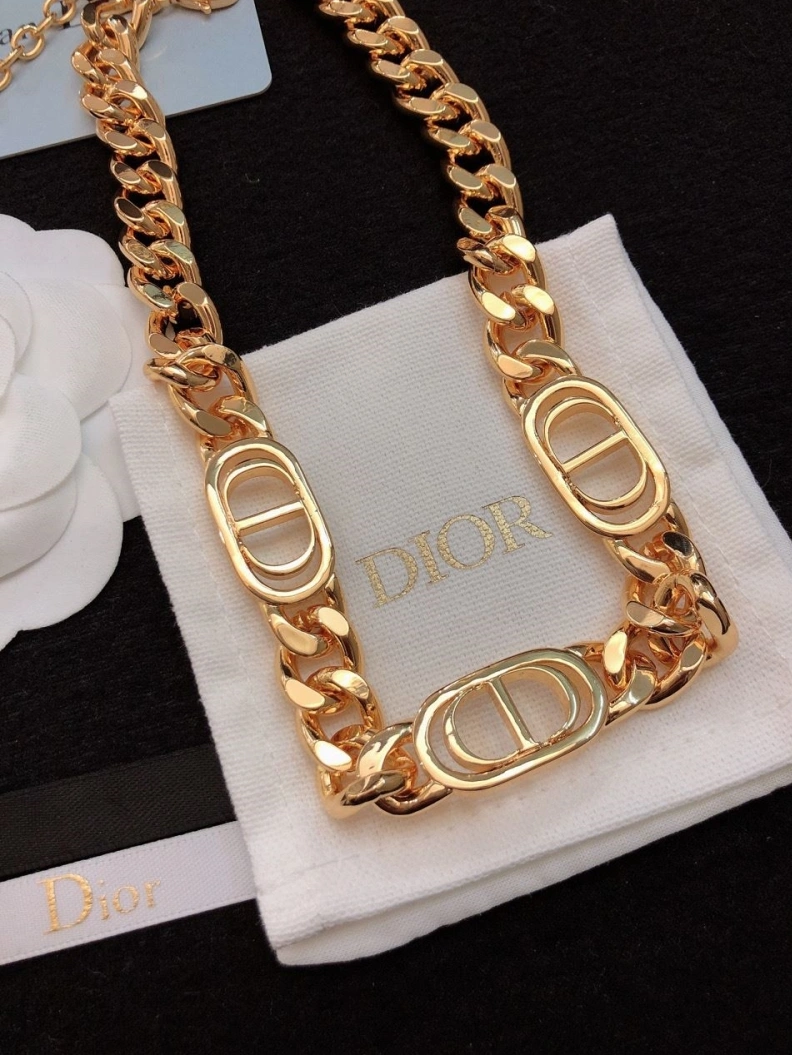 EyeCatching Christian Dxxr Necklaces 294335