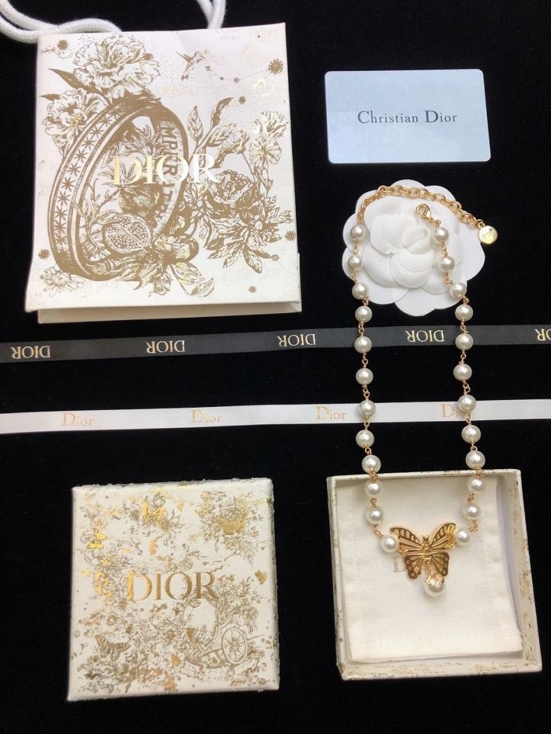 Efficient Christian Dxxr Necklaces 294343