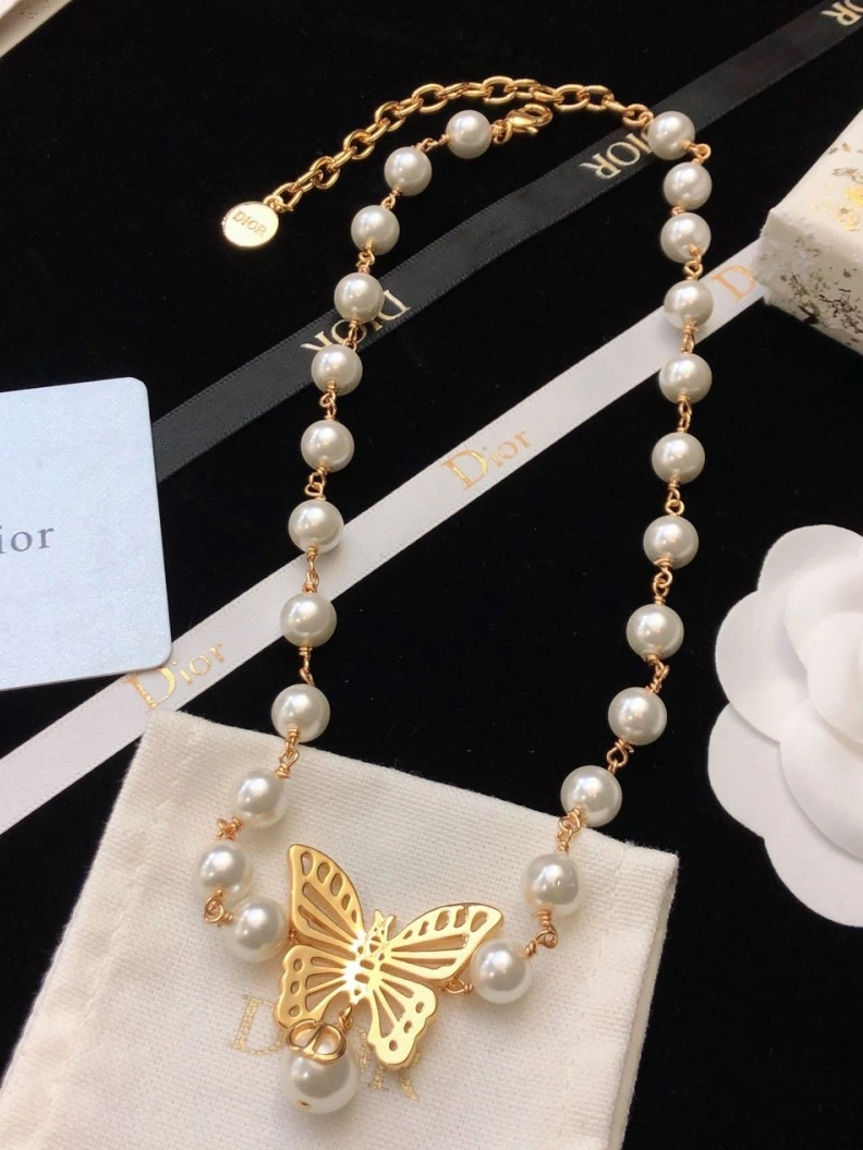 Efficient Christian Dxxr Necklaces 294343