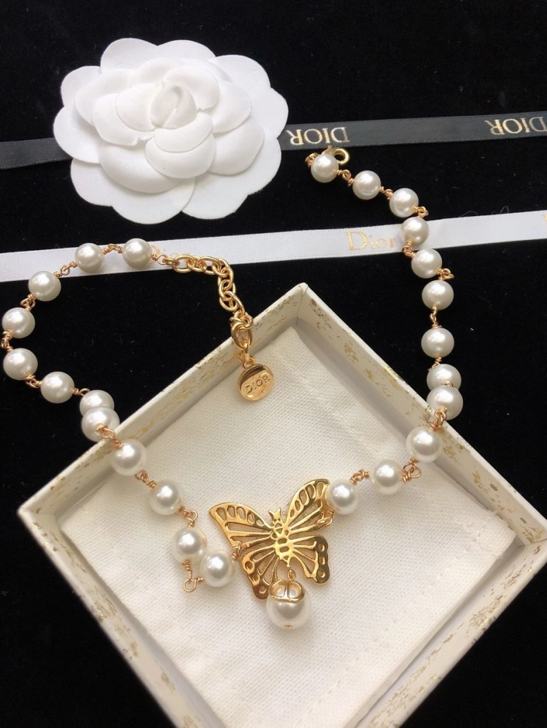 Efficient Christian Dxxr Necklaces 294343