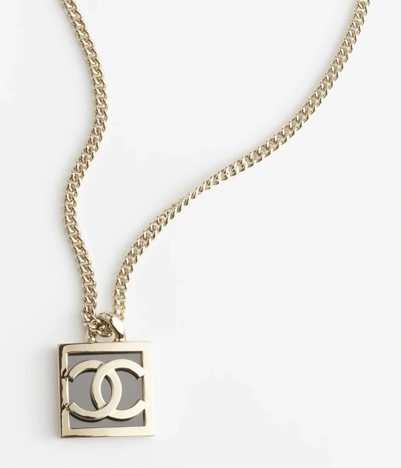 WellDesigned Chxnxl Necklaces 286607