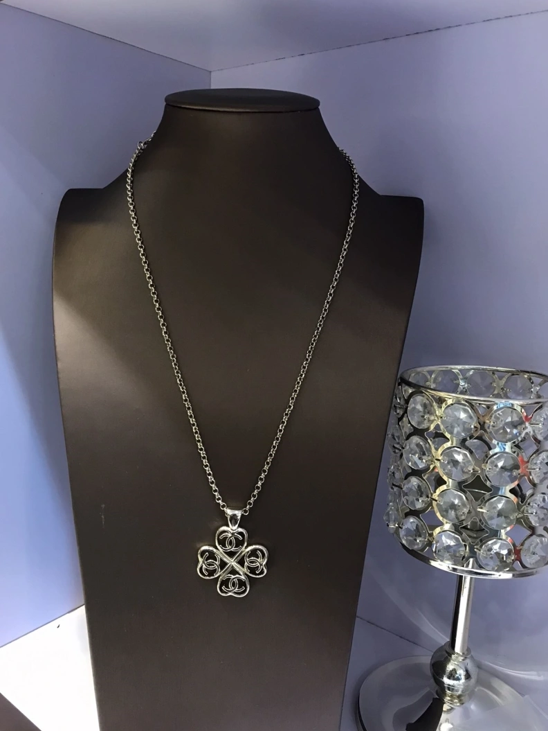 WellDesigned Chxnxl Necklaces 286605