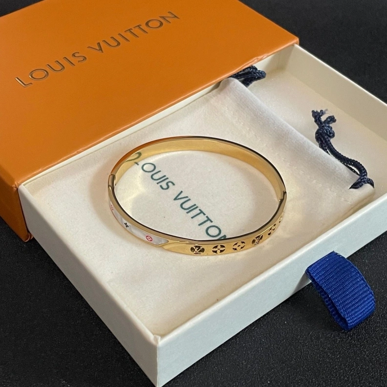 Comfortable LX Bracelets 309519