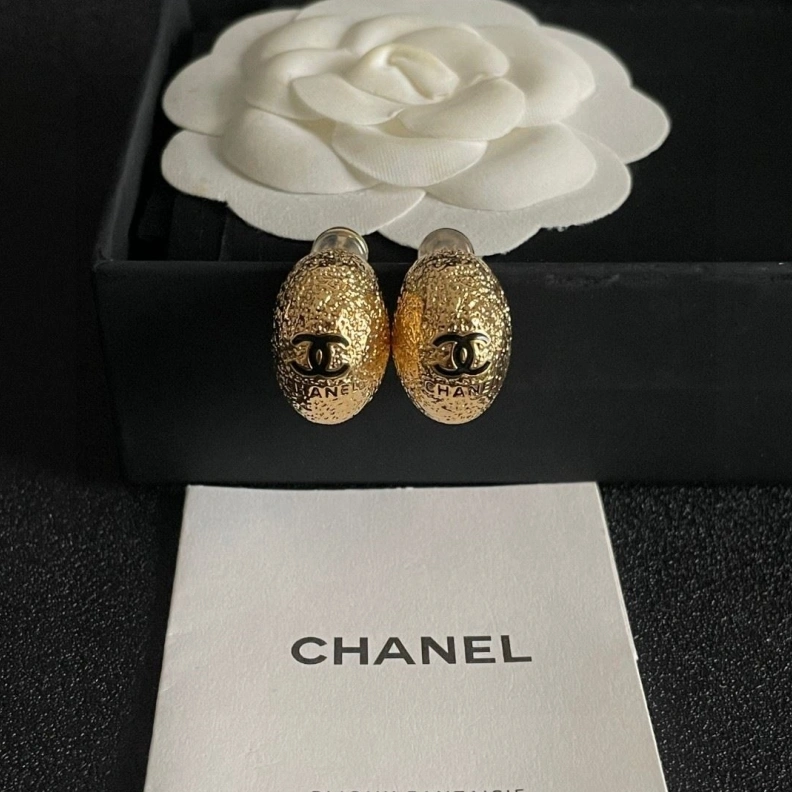 Stylish Chxnxl Earrings 287064