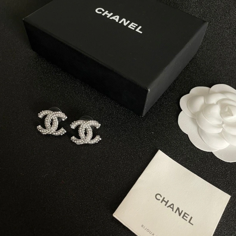 HighQuality Chxnxl Earrings 287048