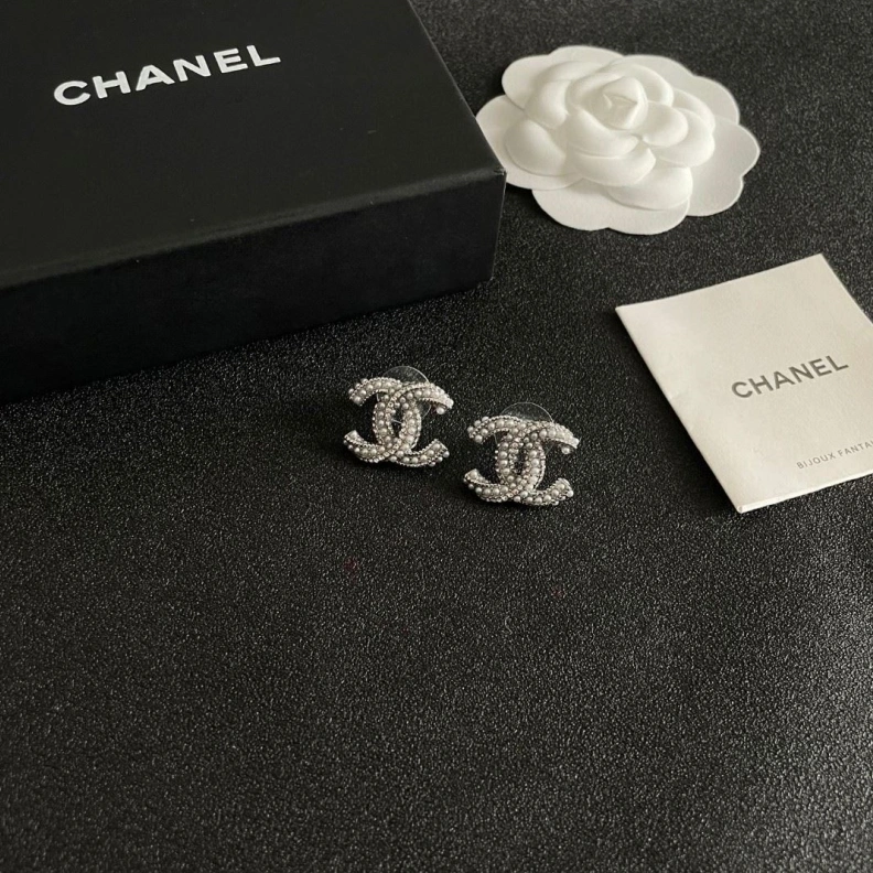 HighQuality Chxnxl Earrings 287048