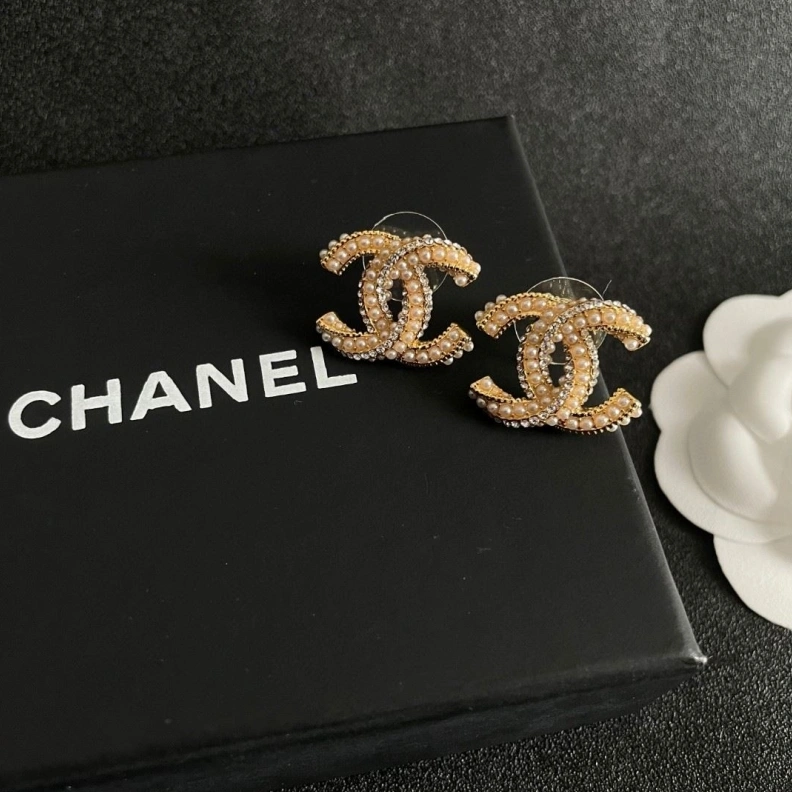 Sleek Chxnxl Earrings 287052