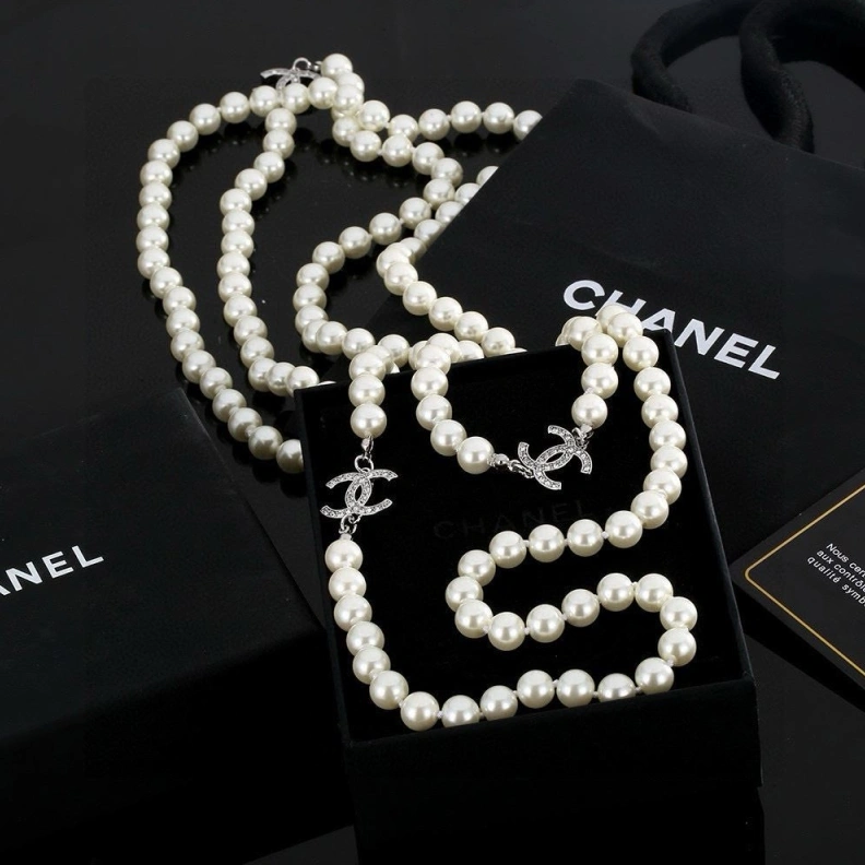HighQuality Chxnxl Necklaces 286600