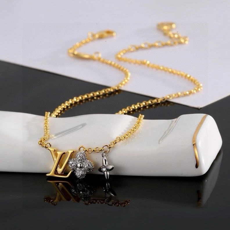 Trendsetting LX Necklaces 309239