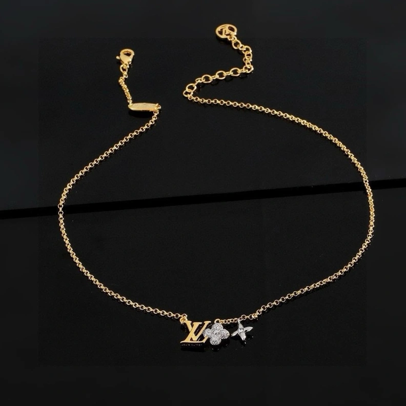 Trendsetting LX Necklaces 309239