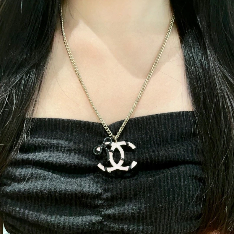Comfortable Chxnxl Necklaces 286601