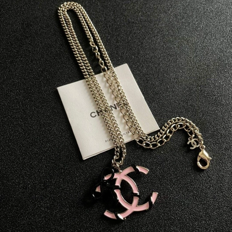 Comfortable Chxnxl Necklaces 286601
