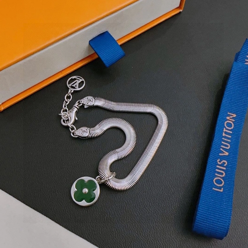 Minimalist LX Necklaces 309229