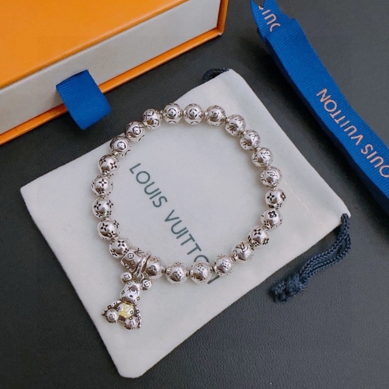 Durable LX Necklaces 309240