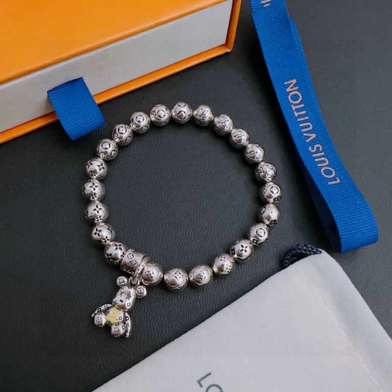 Durable LX Necklaces 309240