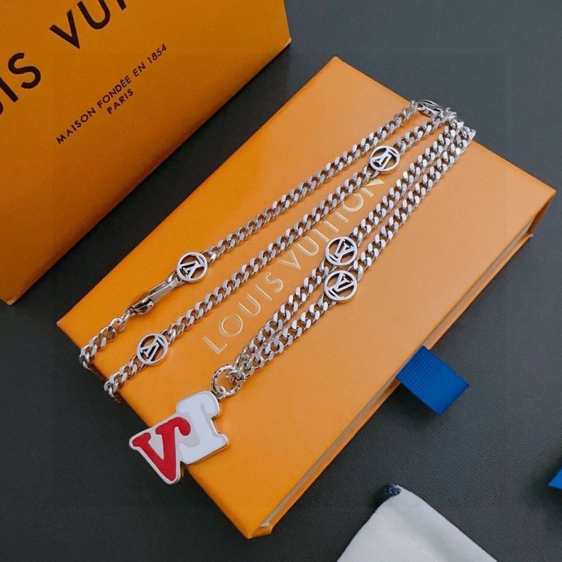 Minimalist LX Necklaces 309220