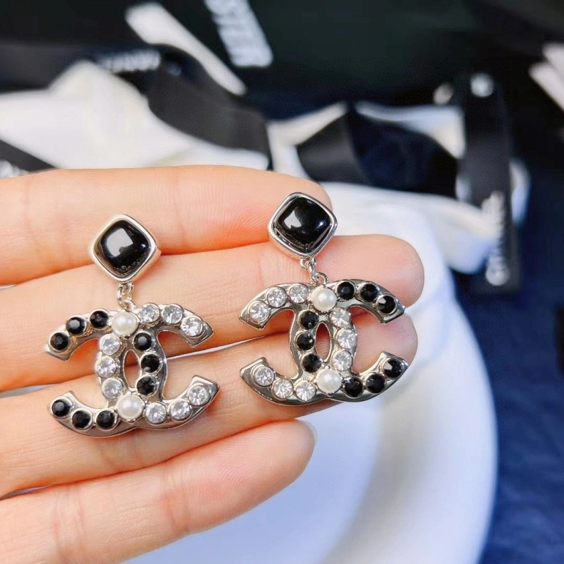 Stylish Chxnxl Earrings 287039