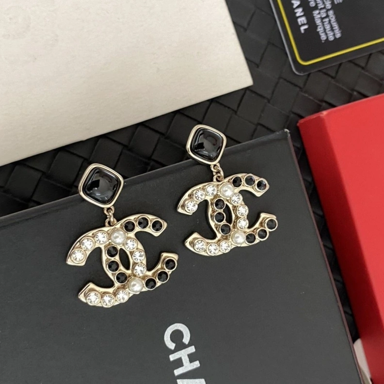 Stylish Chxnxl Earrings 287039