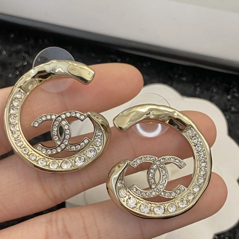UrbanStyle Chxnxl Earrings 287034