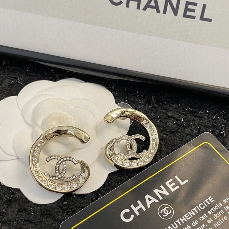 UrbanStyle Chxnxl Earrings 287034