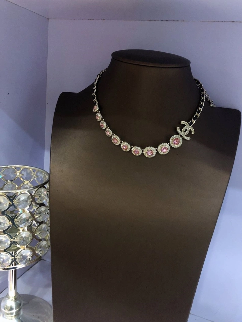 Bold Chxnxl Necklaces 286597