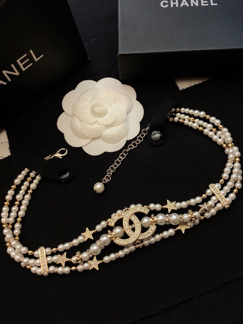 Breathable Chxnxl Necklaces 286592