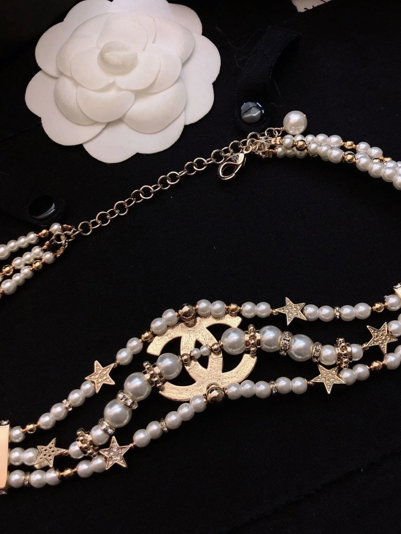 Breathable Chxnxl Necklaces 286592