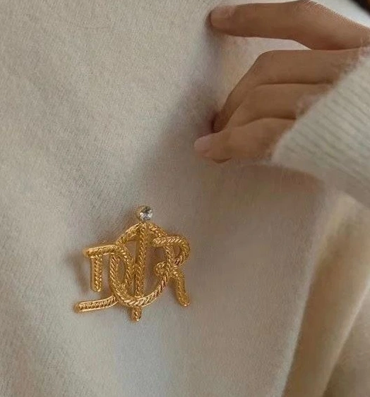 BestValue Christian Dxxr Brooches 294580
