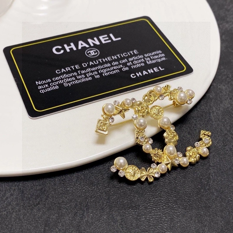 Bright Chxnxl Brooches 287738