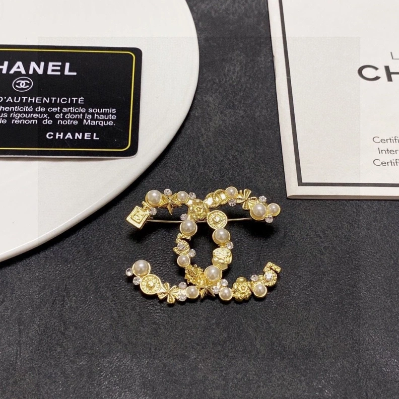 Bright Chxnxl Brooches 287738