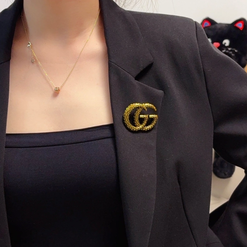 Gxccx Brooches Fashionable 303213