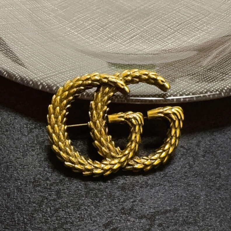 Gxccx Brooches Fashionable 303213